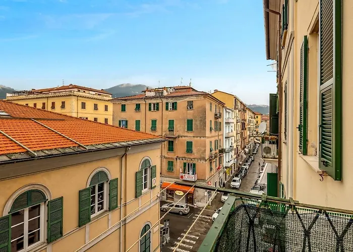 Apartment Casadicavour 5terre Reach Everything By Foot Ac La Spezia